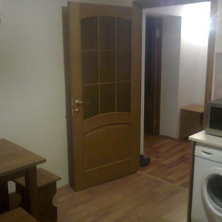 Apartment With Balcony Лвив Екстериор снимка